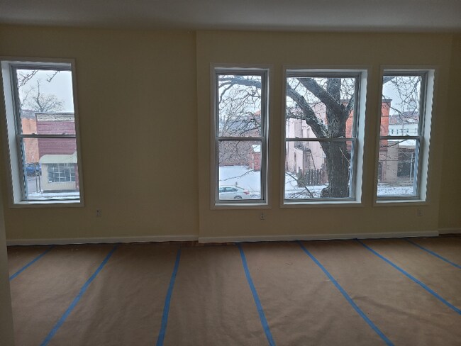 Building Photo - 181 Central Ave