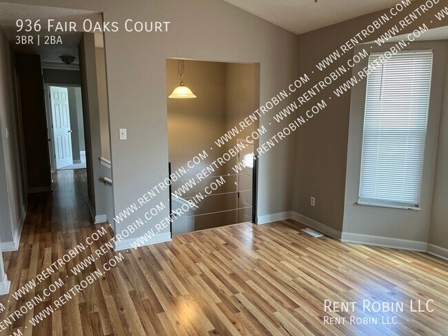 Foto del edificio - 936 Fair Oaks Ct