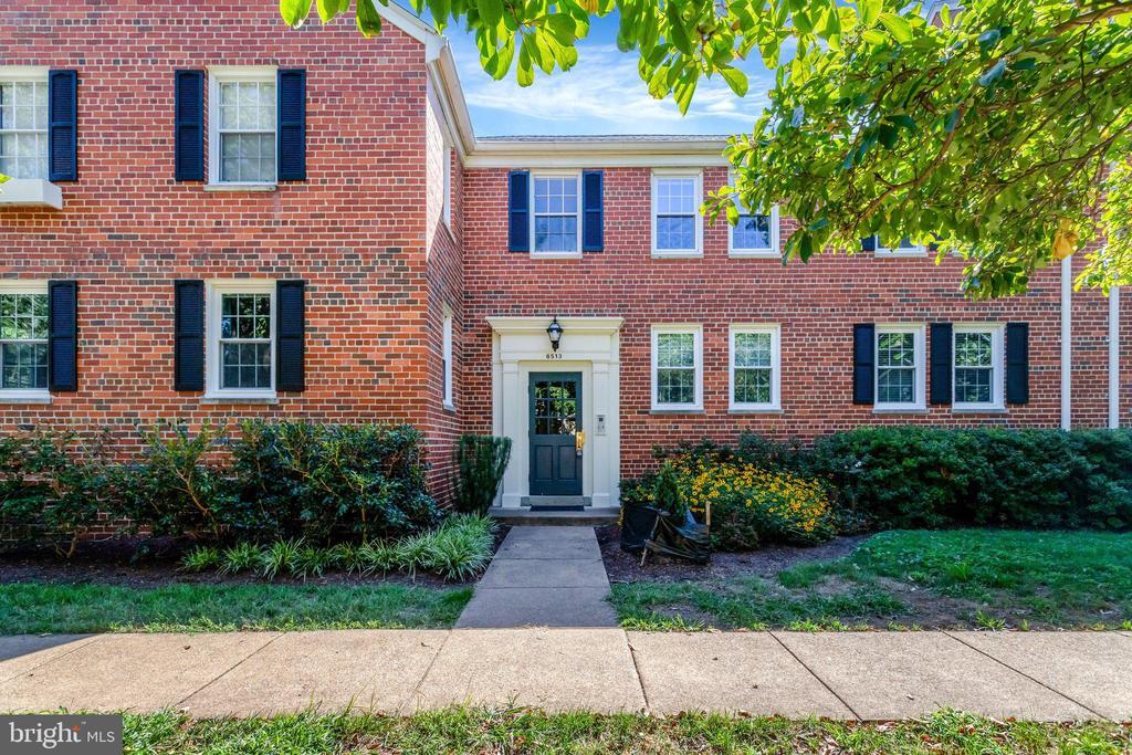 Foto principal - 6513 Potomac Ave