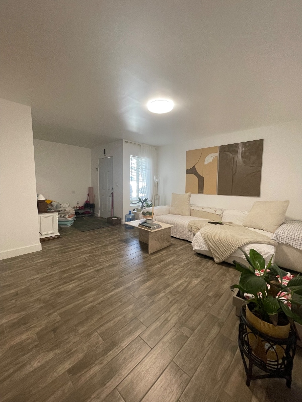 Photo - 516 NE 166th St Apartment