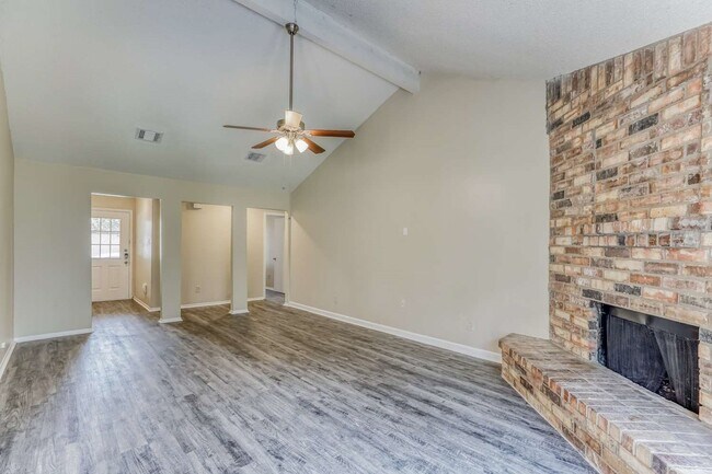 Foto del edificio - 22006 Castle Springs Dr