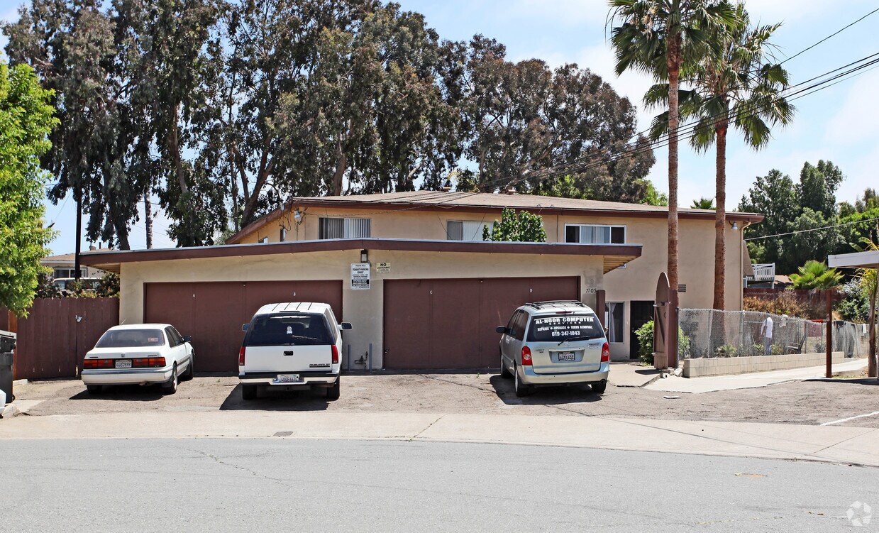 Primary Photo - 7105 Westview Pl