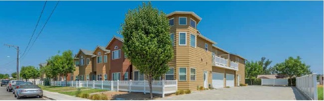 Building Photo - Boulder Ridge Villas