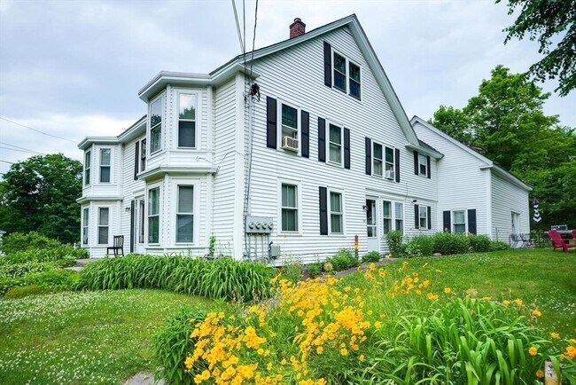 Building Photo - 42 Pleasant St