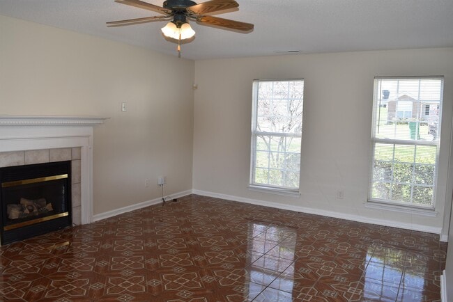 Building Photo - 7115 Smithton Ln