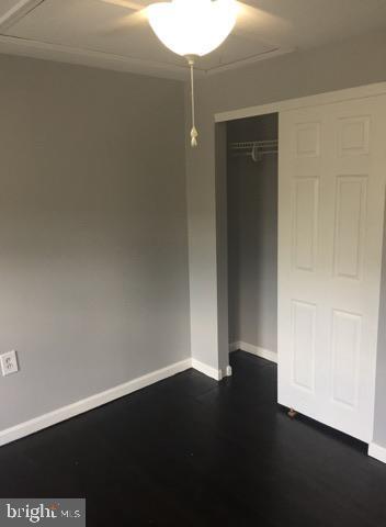 Building Photo - 423 S Washington St