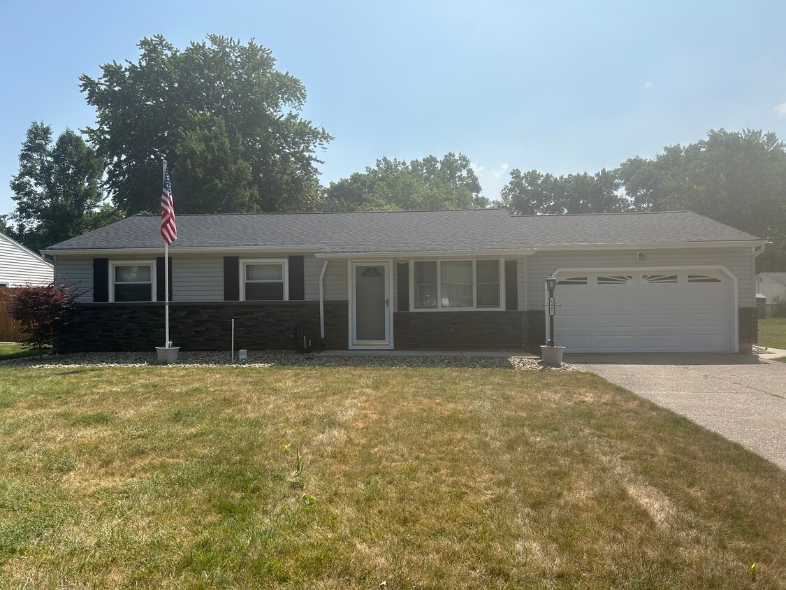 Primary Photo - 6481 Ambrose Dr