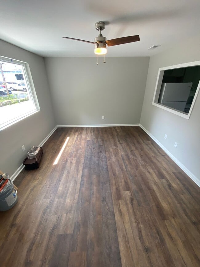 Photo - 2 bed 1 bath in quadplex. Walk to Meharry Medical College or Fisk. Renovated, off street parking.... Townhome