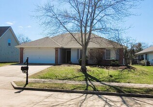 Building Photo - 800 Ames Dr