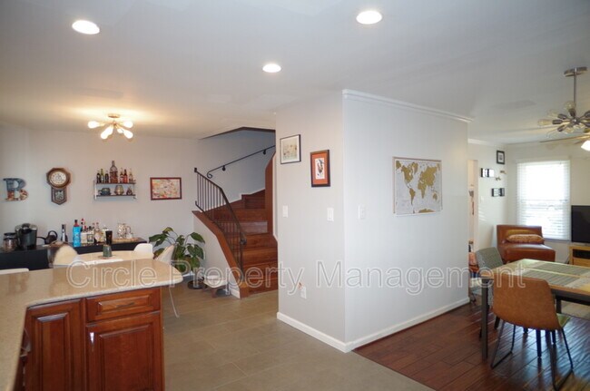 Building Photo - 3145 Bayswater Ct