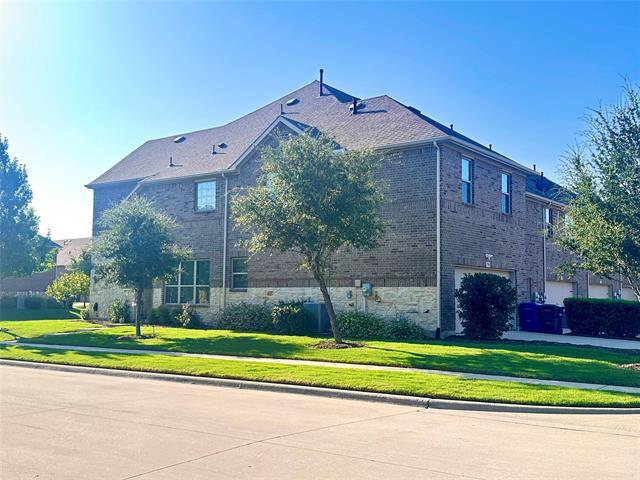 Building Photo - 3700 Lantern Ln