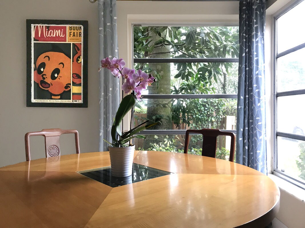 Kitchen table area nestled in windowed corner - 13342 Pineapple Palm Ct