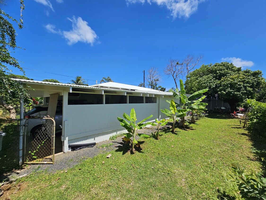 Primary Photo - 1717 Kaehulua Pl