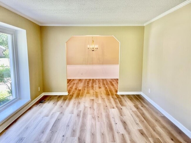 Foto del edificio - 13004 Astalot Dr SE