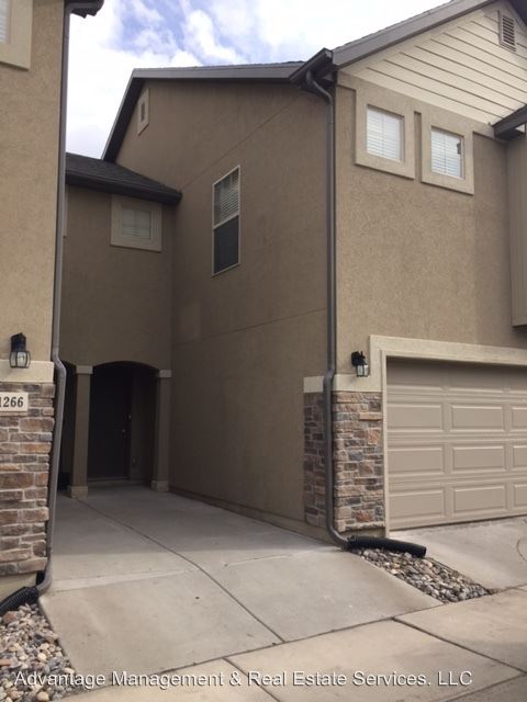 Primary Photo - 1262 Firefly Dr