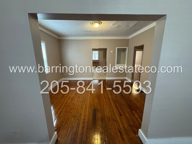 Building Photo - 4612 Terrace S
