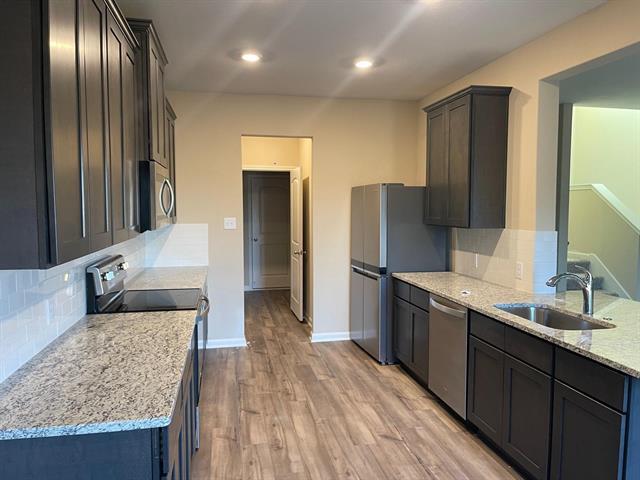 Foto del edificio - 311 Clear Springs St