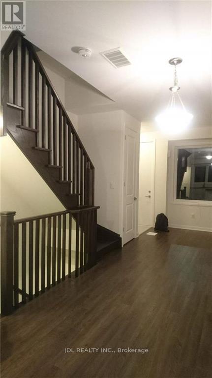 Building Photo - 30 Sarah Jackson Cres