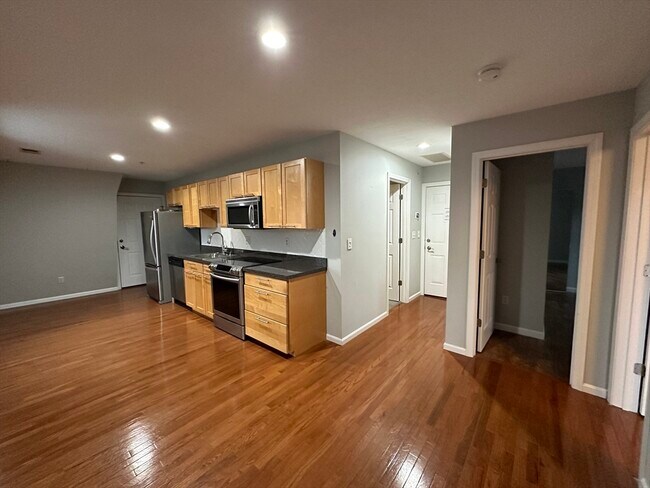 Foto del edificio - 166 Village St