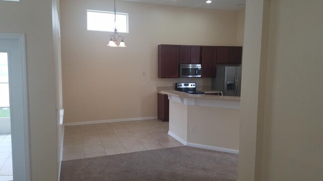 Building Photo - 3802 Bedford Dr
