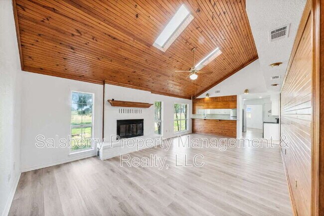 Photo - 13264 Jackson Rd House