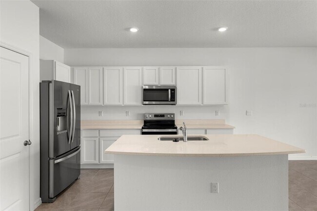 Building Photo - 17205 Bigleaf Mahogany Ln