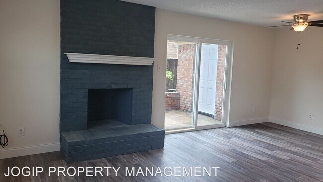 Building Photo - 3931 N Garland Ave