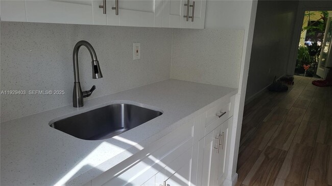 Building Photo - 655 Meridian Ave