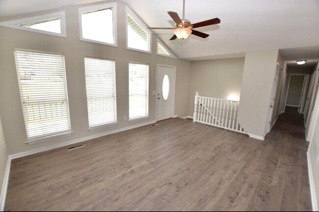 Building Photo - 8327 Harvest Oak Lane