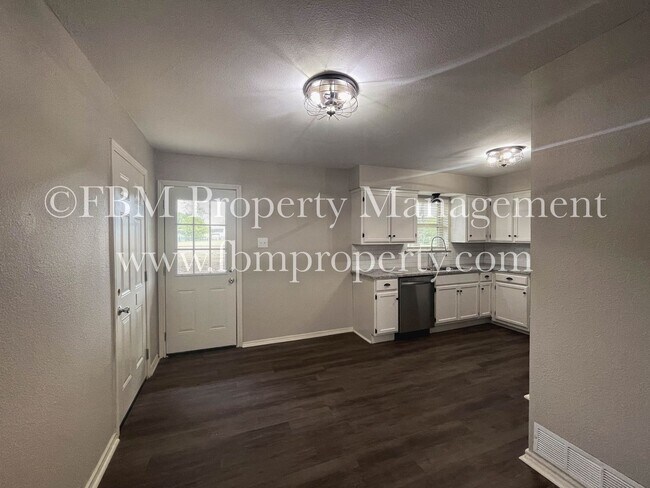 Foto del edificio - 429 W Jefferson St