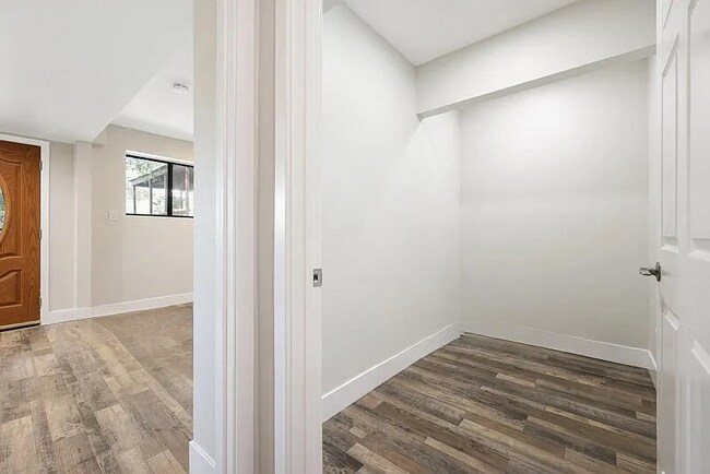 Building Photo - 25147 Jack Rabbit Acres