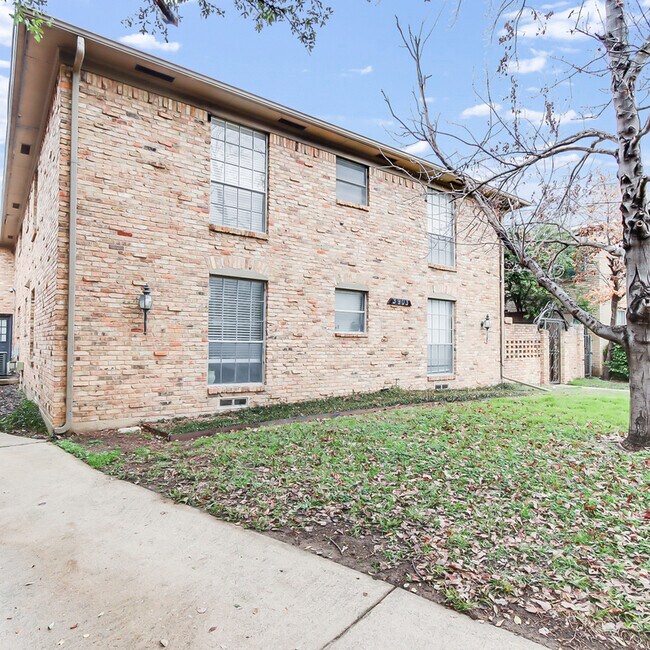 Foto del edificio - 3903 Hawthorne Ave