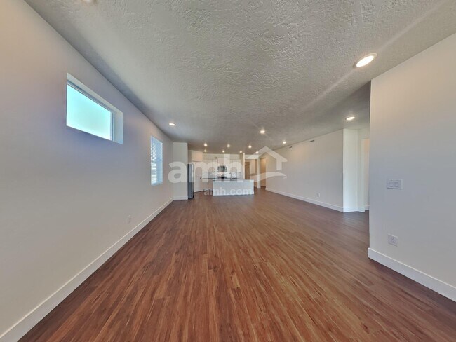 Foto del edificio - 9500 Aviara St