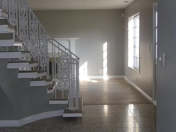 Foto principal - 1572 Woodmont Pl
