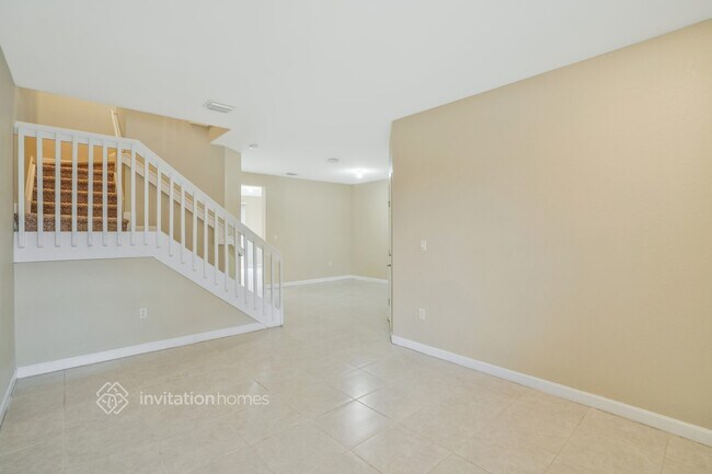 Foto del edificio - 3477 W 106th St