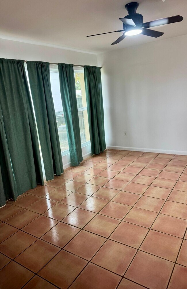 Foto del edificio - 3941 Tuskegee Dr