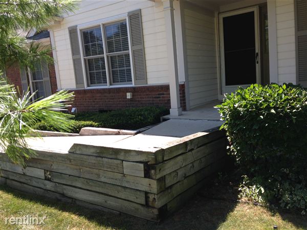 Building Photo - 39736 Muirfield Ln