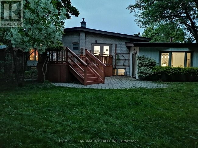 Building Photo - 12 Thornheights Rd