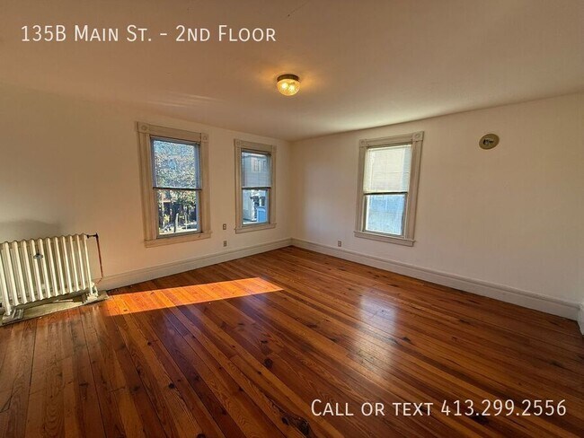 Foto del edificio - 135B Main St.-2nd Floor