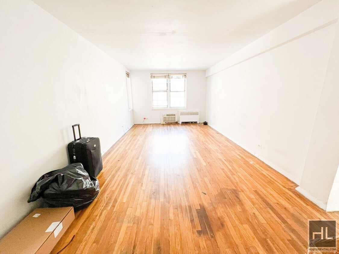 Building Photo - East 58th Street