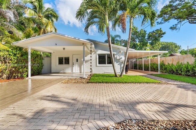 Building Photo - 4471 SW 10th St