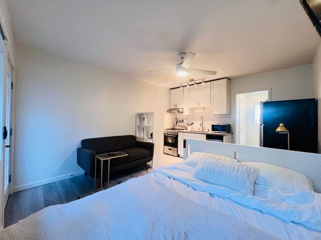 Foto del edificio - 5525 Harold Way