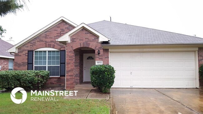 Building Photo - 19034 Piney Way Dr