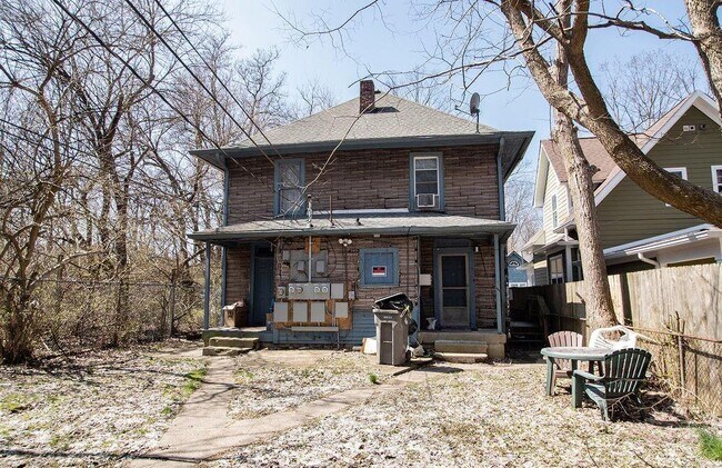 Foto del edificio - 1227 N Tacoma Ave