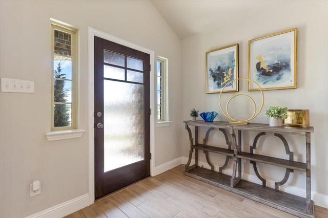 Foto del edificio - 7313 Willow Thorne Dr