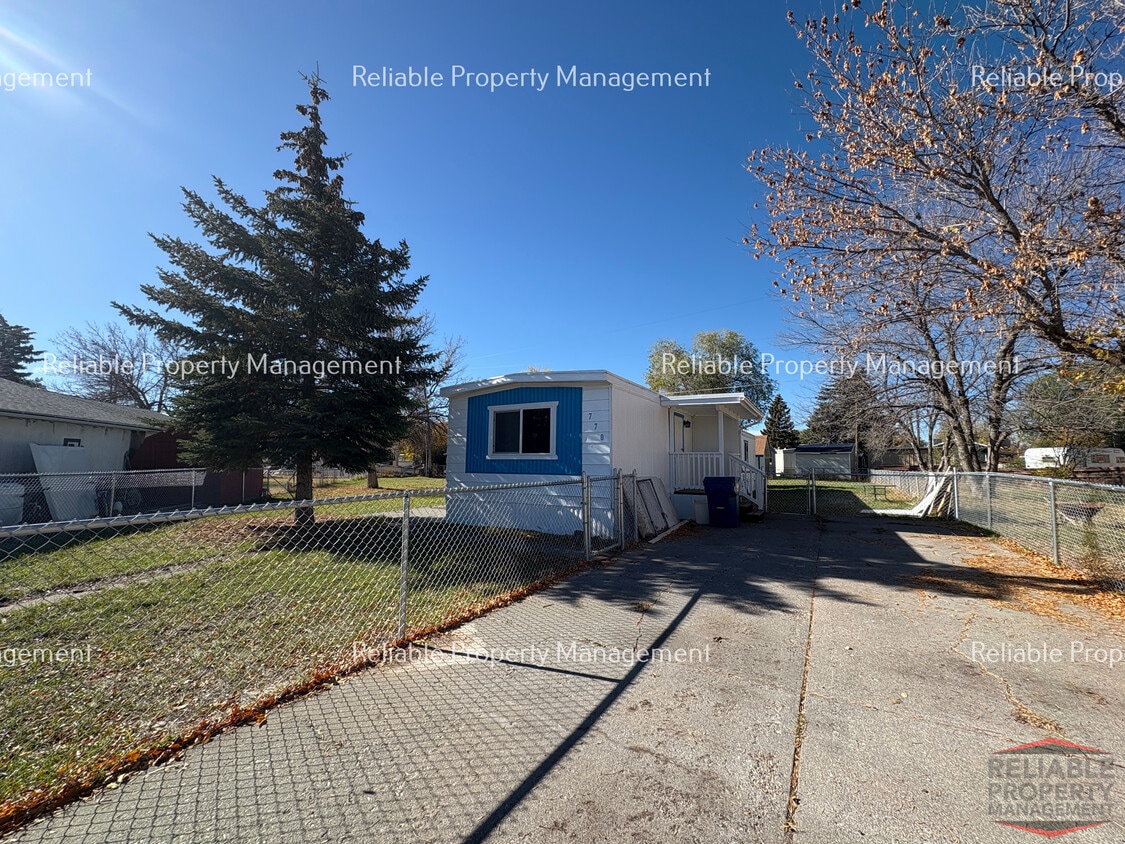 Primary Photo - 770 Stevens Dr