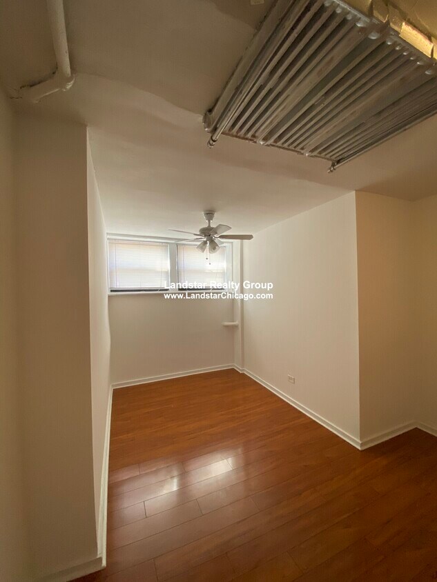 Foto principal - 4617 N Albany Ave