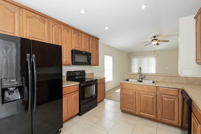 Foto del edificio - 2452 Willowbend Dr