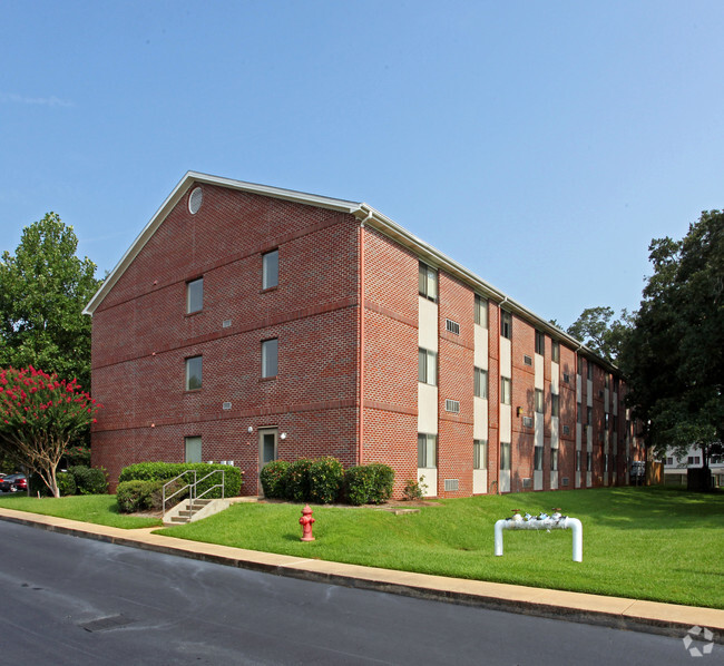 Building Photo - Ahepa 310-V Apartments