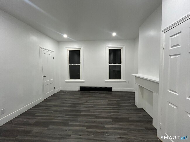 Foto del edificio - 111 Kensington St